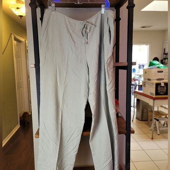 Liz Claiborne Pants  - Picture 1 of 2